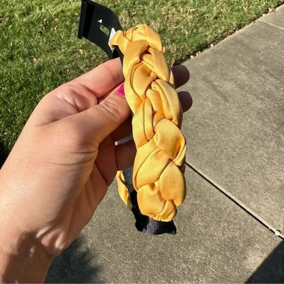 Butter Yellow Braided Headband NWT - Picture 7 of 8